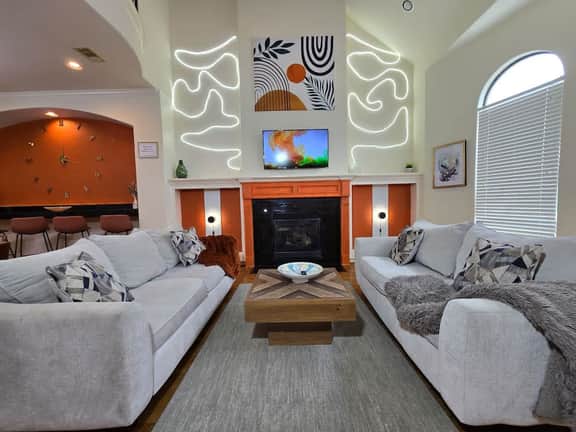 Limited Spring Offer | Private Jacuzzi | Sleeps 9