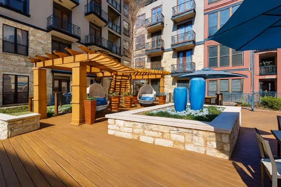 Winter Holiday Special | Galleria | Pool & Garage 