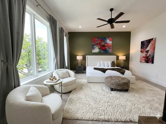 Memorial Rooftop Villa Gated Retreat with Terrace